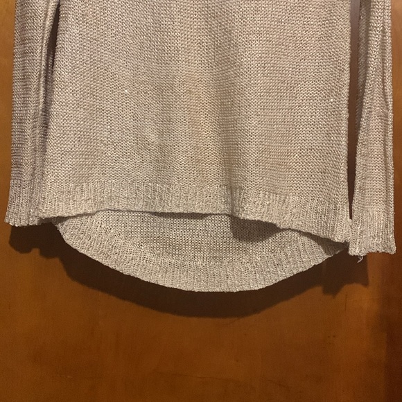 * FREE per Item Purchase* A’gaci Size S Beige and Gold Link Top - Picture 4 of 5